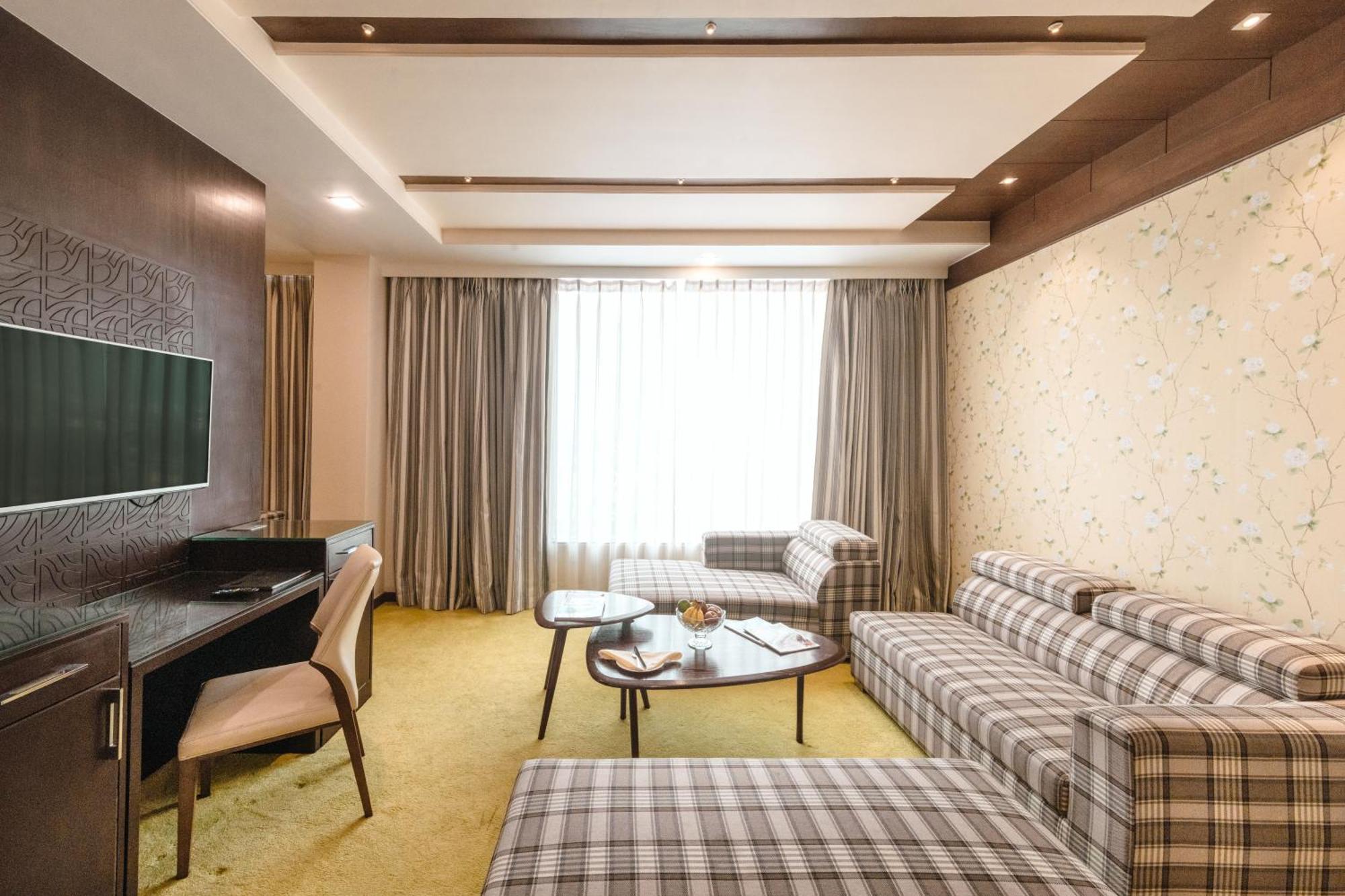 Hotel Grand Xenia Adźmer Zewnętrze zdjęcie