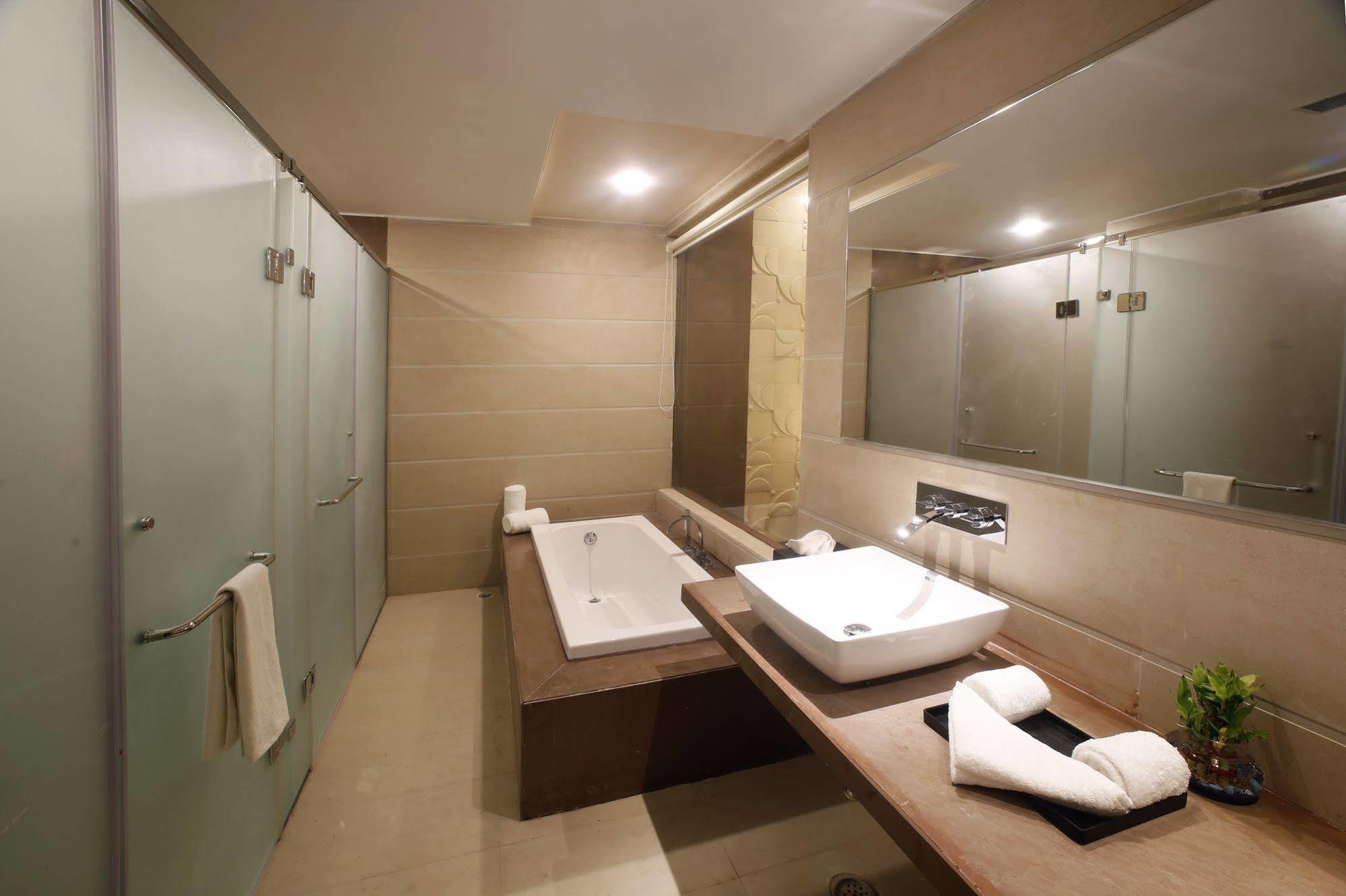 Hotel Grand Xenia Adźmer Zewnętrze zdjęcie