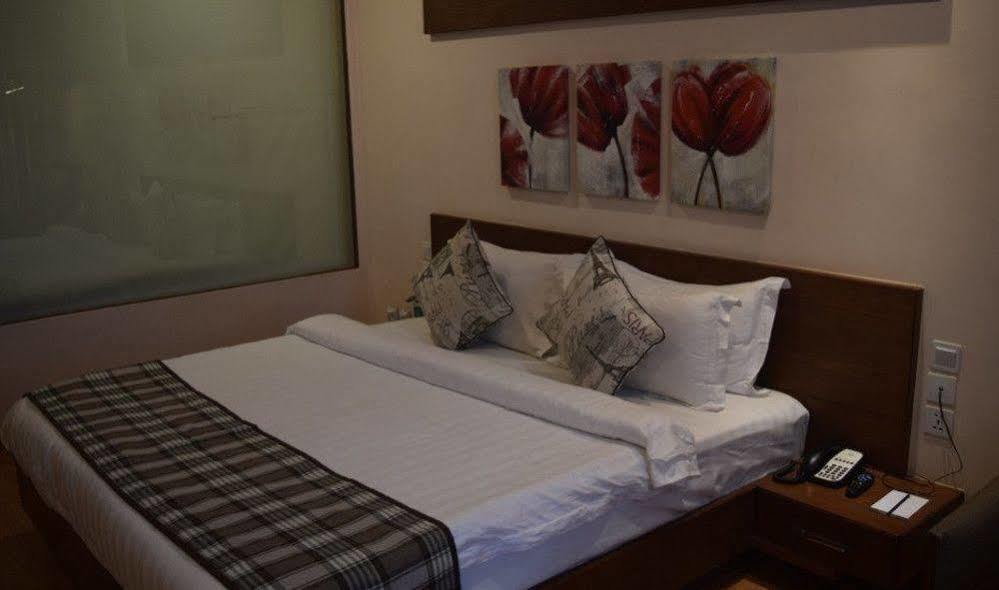 Hotel Grand Xenia Adźmer Zewnętrze zdjęcie